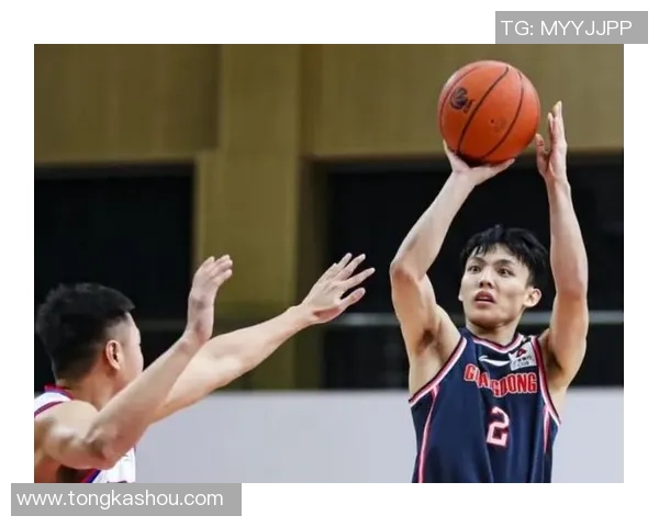 重庆网球队以98分领跑世界锦标赛积分榜展现强大实力