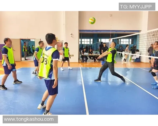 南京排球队荣登排球意识排行榜第二名展现团队实力与战术智慧